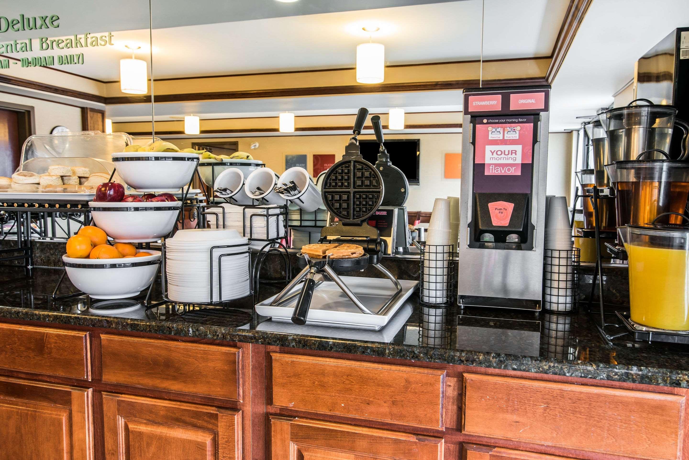 Quality Inn & Suites Towanda Экстерьер фото