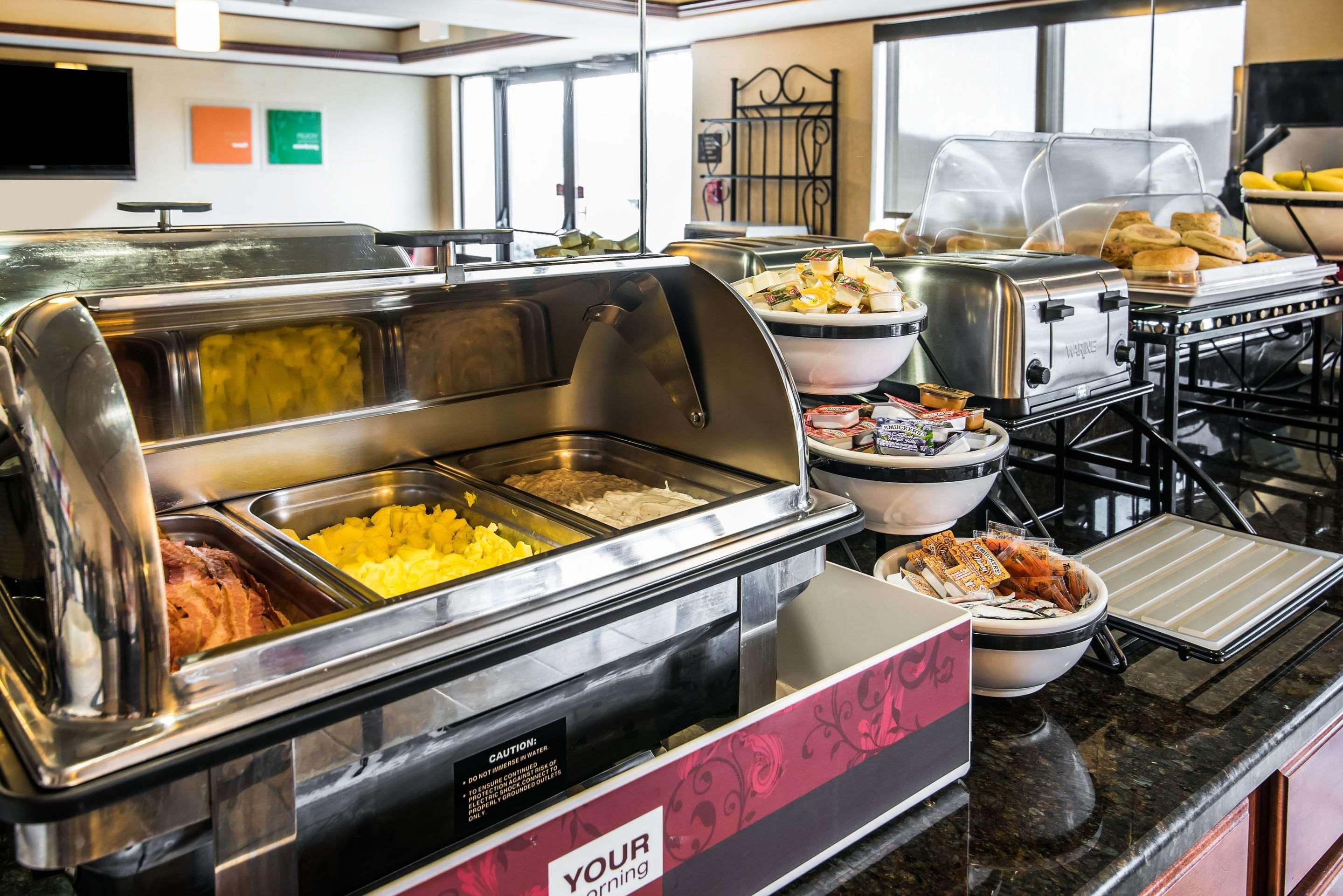 Quality Inn & Suites Towanda Экстерьер фото