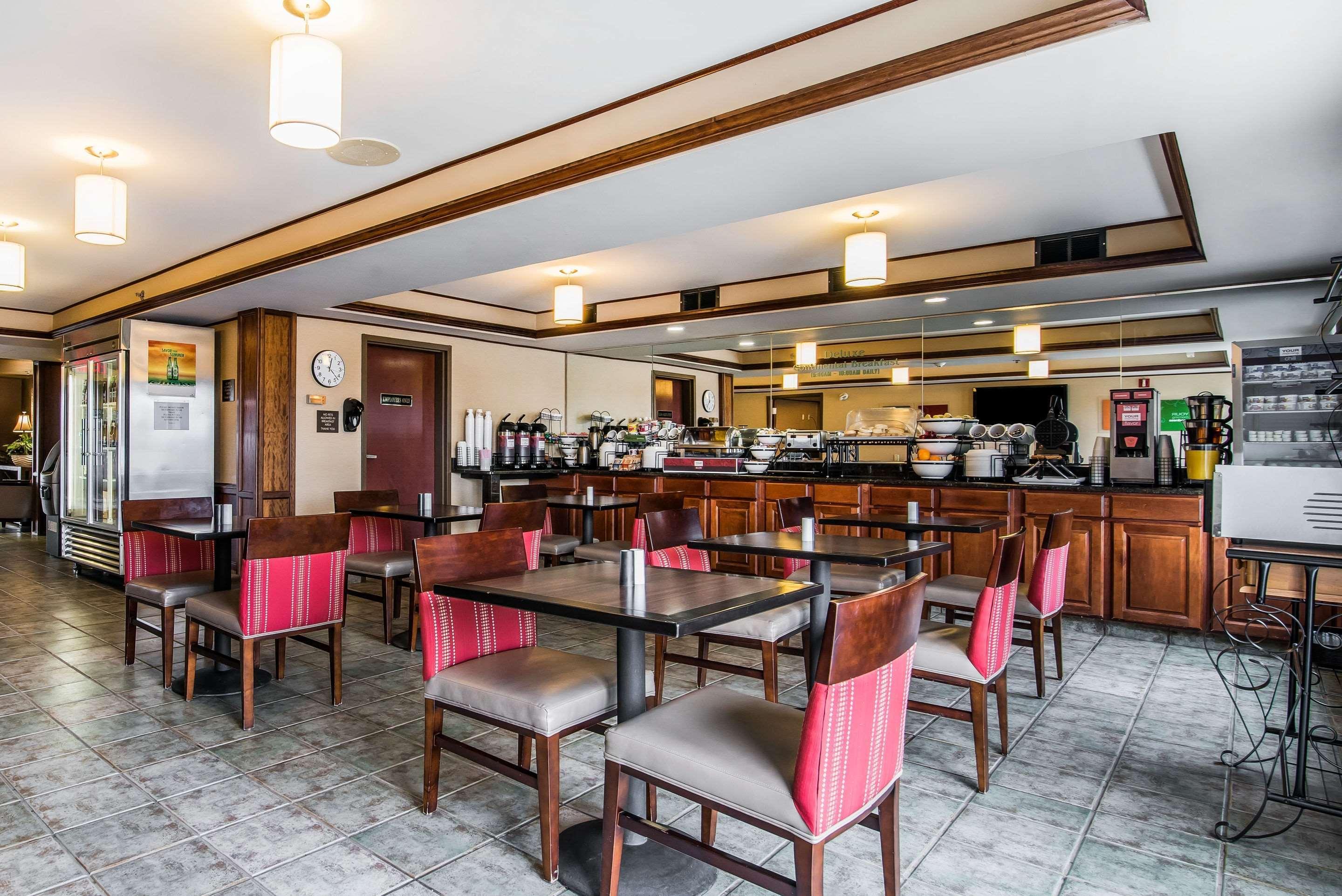Quality Inn & Suites Towanda Экстерьер фото