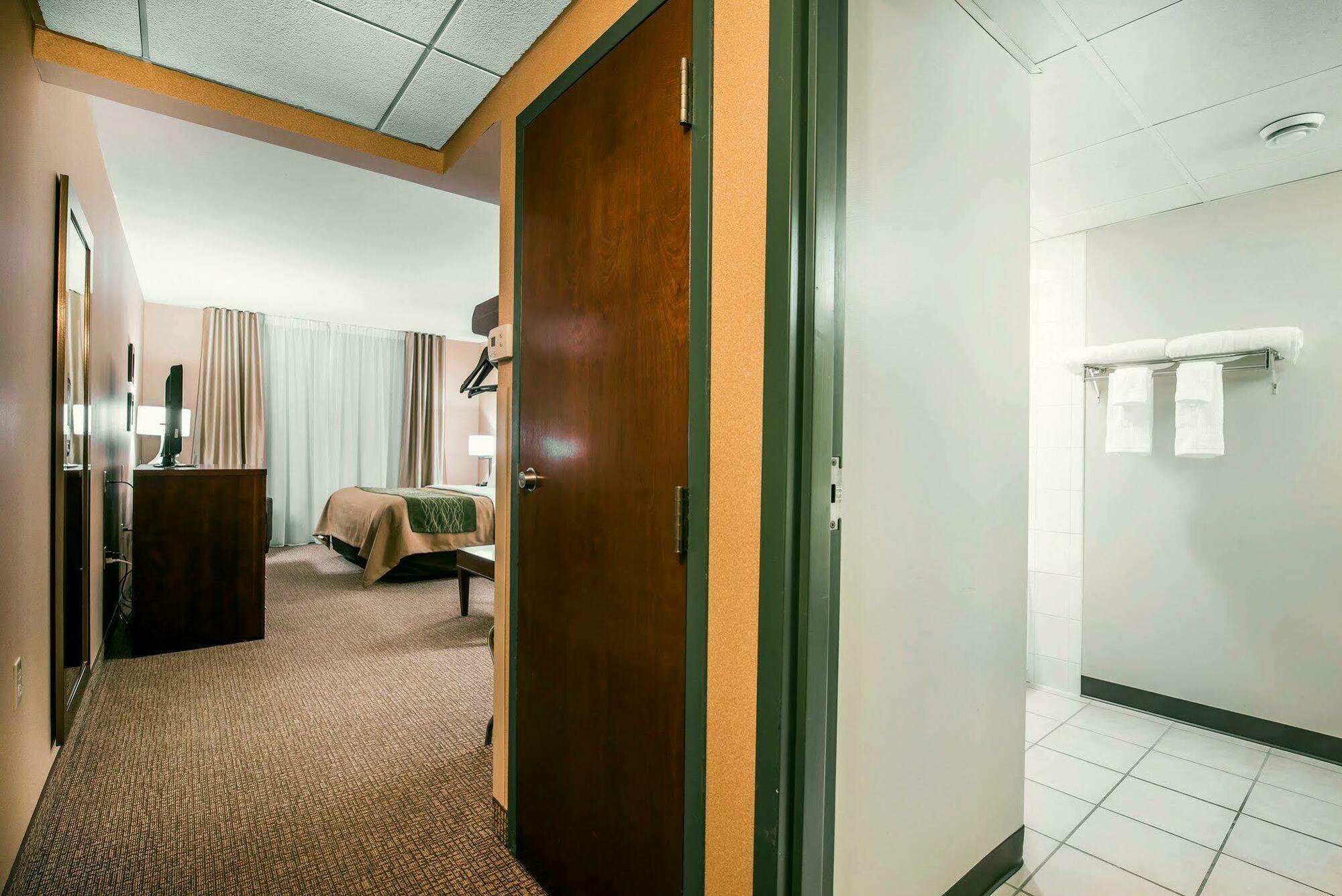 Quality Inn & Suites Towanda Экстерьер фото